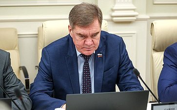 Александр Савин