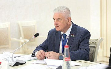 Заседание Постоянной комиссии МПА СНГ по изучению опыта государственного строительства и местного самоуправления (автор: Пресс-служба Министерства экономики и территориального развития Республики Дагестан)