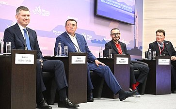 Сессия «Национальная модель: улучшение делового климата России и инвестиционное развитие регионов Дальнего Востока». X Восточный экономический форум