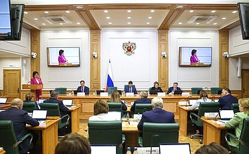 «Открытый диалог» с руководителем Федеральной службы по надзору в сфере здравоохранения Аллой Самойловой