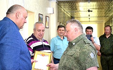 Сергей Аренин провел встречи с командным составом и военнослужащими российских воинских подразделений в Республике Армения