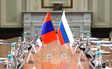 Члены группы по сотрудничеству Совета Федерации с Великим государственным Хуралом Монголии встретились с Чрезвычайным и Полномочным Послом Монголии в России