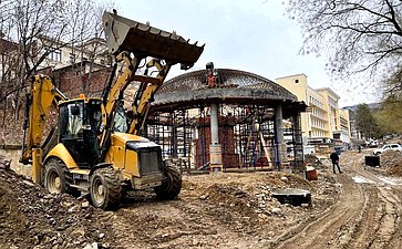 Анатолий Артамонов проинспектировал реализацию в Кисловодске строительства объектов инфраструктуры, отдыха и туризма