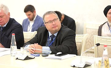Заседание Постоянной комиссии МПА СНГ по изучению опыта государственного строительства и местного самоуправления (автор: Пресс-служба Министерства экономики и территориального развития Республики Дагестан)