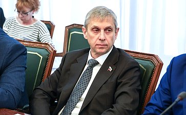 Андрей Серёжников
