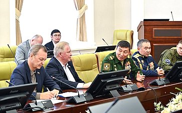 Сенаторы провели встречу с участниками программы «Патриоты Бурятии» и победителями конкурсного отбора на предоставления грантов «Агростартап»
