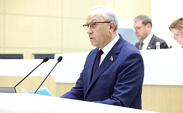 Валерий Радаев