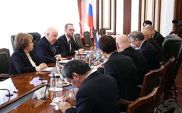 Сергей Кисляк провел встречу с председателем японской общественно-политической организации «Иссуйкай» Мицухиро Кимурой