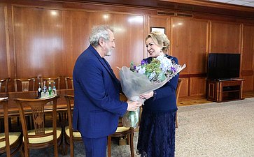 Валентина Матвиенко встретилась с художественным руководителем Санкт-Петербургского государственного академического театра балета Борисом Эйфманом