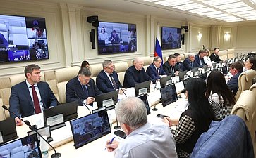 Круглый стол на тему «Права потребителей при оказании платных образовательных услуг»