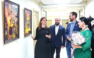Открытие в Совете Федерации выставки индустриальных пейзажей, посвященной Дню машиностроителя