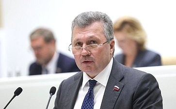 Валерий Васильев