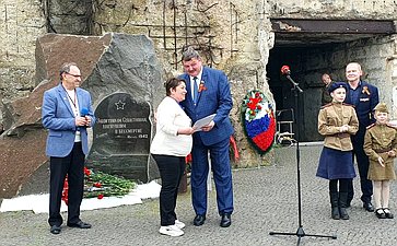 Сергей Колбин принял участие в торжественной линейке, которая состоялась на территории Музейного историко-мемориального комплекса героическим защитникам Севастополя «35-я Береговая Батарея»