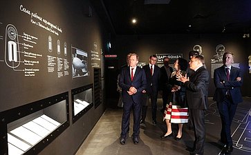 Экскурсия по экспозиции павильона «Атом»
