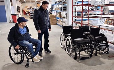 Александр Ролик ознакомился с работой в регионе предприятий, занимающихся обеспечением участников СВО средствами протезирования и реабилитации