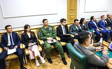 Заседание Палаты молодых законодателей при Совете Федерации