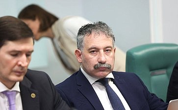 Круглый стол на тему «Инструменты развития производства малотоннажной химии в условиях санкционного давления»