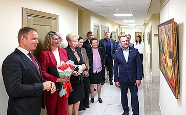 В Совете Федерации открылась выставка «Любовь к Родине дыша»
