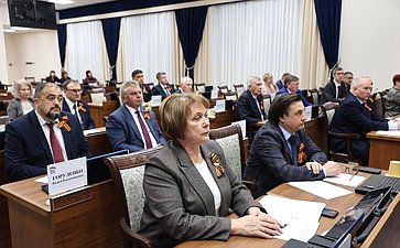 Совещание по актуальным вопросам трудоустройства и организации предпринимательской деятельности участниками специальной военной операции (СВО) прошло в Законодательной Думе Хабаровского края