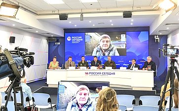 Владимир Джабаров и Наталья Никонорова приняли участие в пресс-конференции, посвященной расследованию военных преступлений киевского режима в Курской области и Донецкой Народной Республике