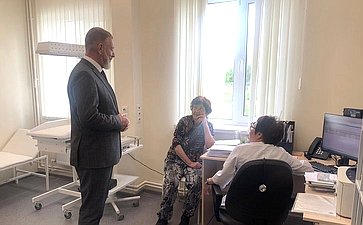 Сергей Горняков посетил «Хабаровский центр социальной реабилитации инвалидов» и фельдшерско-акушерский пункт в селе Константиновка Хабаровского района