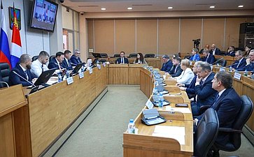 Александр Ролик во Владивостоке принял участие в совещании, посвященном перспективам развития сельского хозяйства на Дальнем Востоке и в Арктике