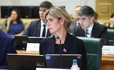 Евгения Уваркина