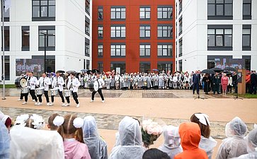 Валентина Матвиенко приняла участие в торжественном открытии Гатчинского центра образования «Высший пилотаж»