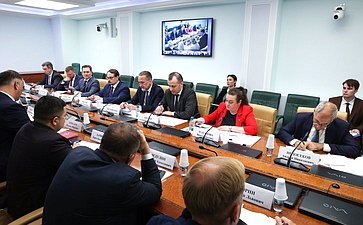 Совещание Комитета Совета Федерации по социальной политике совместно с Комитетом Совета Федерации по экономической политике с участием членов Экспертного совета по туризму