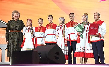 Лилия Гумерова приняла участие в торжественной церемонии награждения победителей конкурса в номинации «Золотая семья»