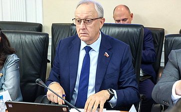 Валерий Радаев