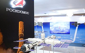 В Совете Федерации состоялось открытие выставки Госкорпорации «Роскосмос»