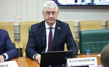 Виктор Калашников