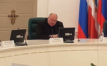 Сергей Аренин принял участие в совещании с руководителями предприятий оборонно-промышленного комплекса Саратовской области