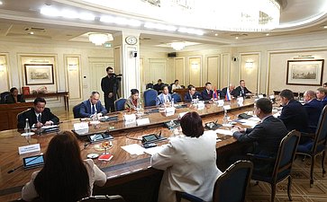 Встреча Николая Журавлева с членом Политбюро Народно-революционной партии Лаоса, Председателем Центрального комитета Лаосского фронта национального развития