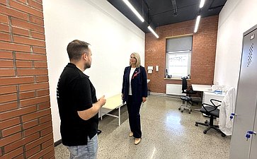 Наталия Косихина провела рабочую встречу с руководством и сотрудниками Центра протезирования и реабилитации
