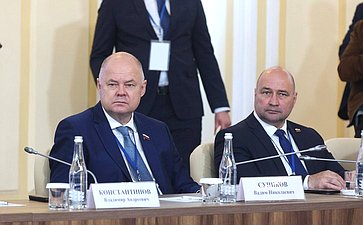 Встреча Председателя СФ Валентины Матвиенко и Председателя Совета Республики Национального собрания Республики Беларусь Натальи Кочановой с руководителями органов государственной власти субъектов Российской Федерации и регионов Республики Беларусь