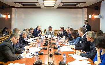 Заседание рабочей группы при Комитете СФ по экономической политике по совершенствованию законодательства РФ в сфере защиты прав потребителей