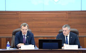 Сенаторы приняли участие в совещании по строительству школы в г. Братске