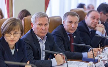 Заседание Комитета СФ по  конституционному законодательству и государственному строительству 7 Бокова и Афанасов