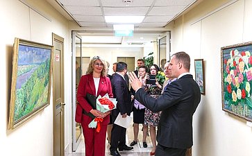 В Совете Федерации открылась выставка «Любовь к Родине дыша»