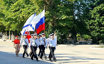 Сергей Колбин вручил лучшим юнармейцам знаки «Юнармейская доблесть»