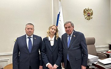 Денис Гусев встретился с победителем III Всероссийского конкурса «Юный Управдом – созидатель благоприятной среды проживания»