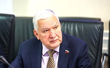 Михаил Белоусов