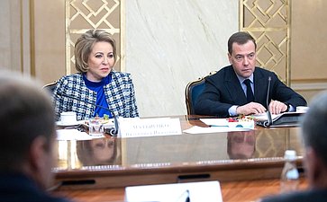 Встреча членов Совета палаты с Председателем Правительства РФ Д. Медведевым