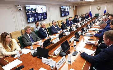 Круглый стол на тему «Пути решения ключевых стратегических задач по производству высоколокализованной конкурентоспособной продукции автомобильной отрасли»