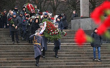 Председатель Совета Федерации Валентина Матвиенко приняла участие в мероприятиях, посвященных 81-й годовщине полного освобождения Ленинграда от фашистской блокады