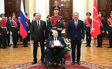 Церемония вручения знаков отличия «Почетный гражданин Санкт-Петербурга» в Мариинском дворце