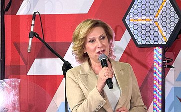 Инна Святенко