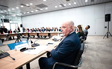 Григорий Карасин